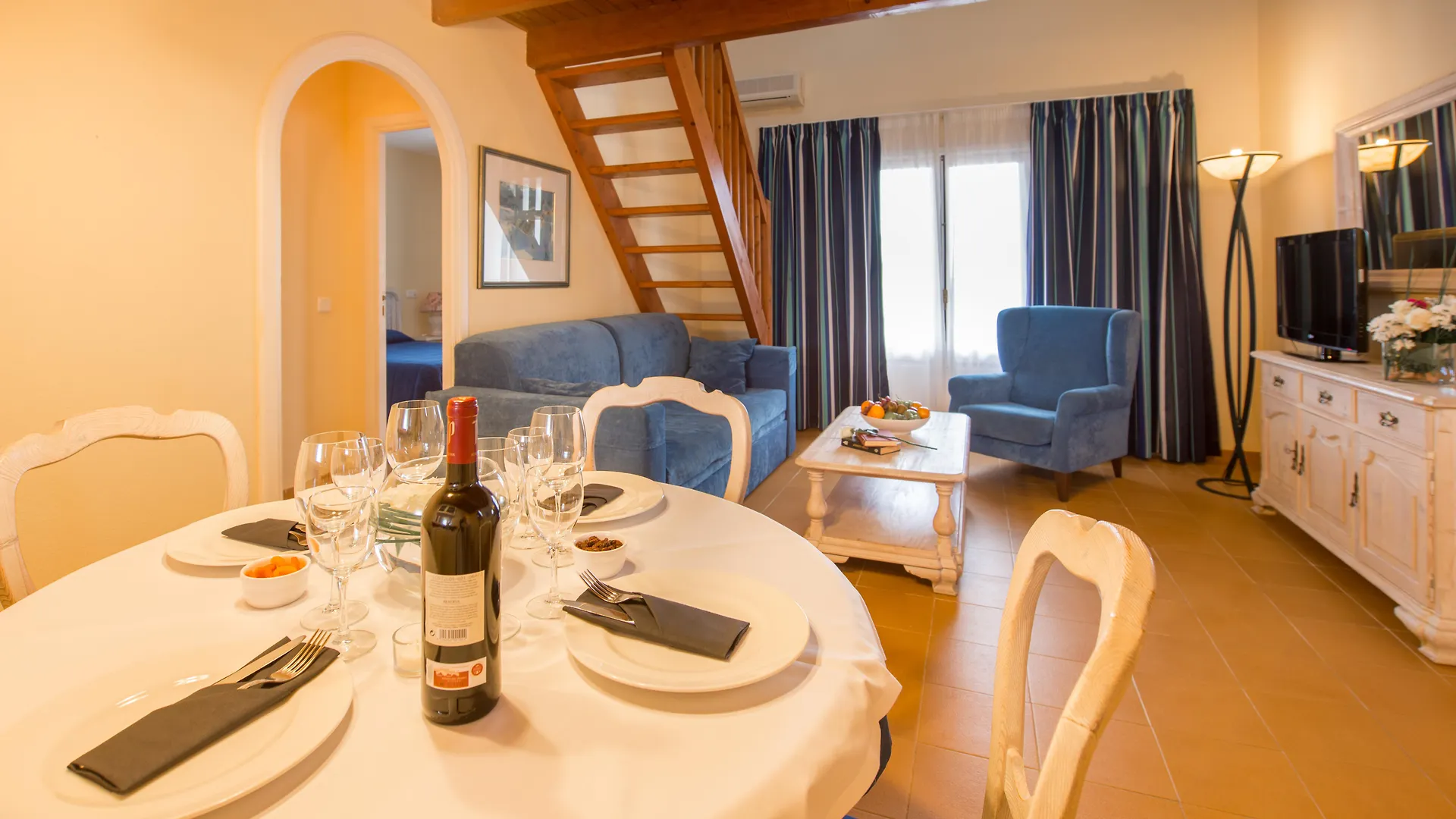 Aparthotel Ona Cala Pi Club  Cala Pi (Mallorca)